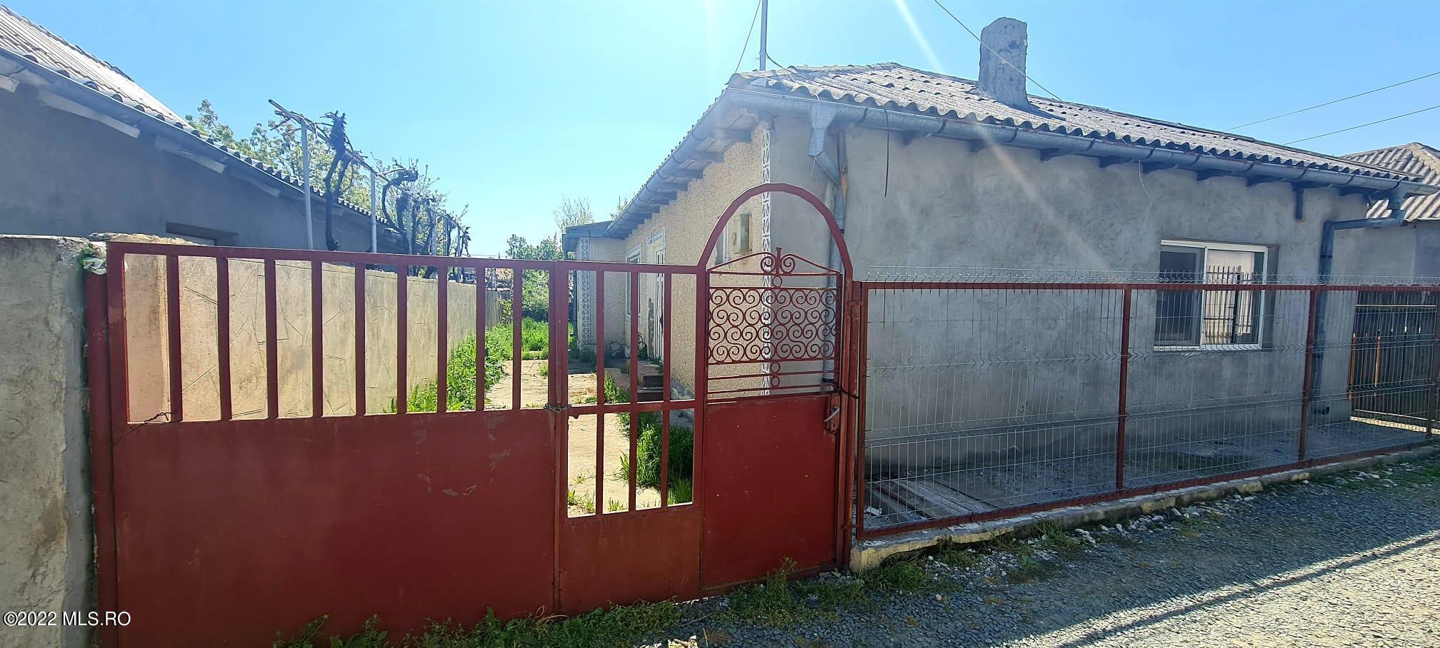                                             Vanzare -                                                                             Casa 93 m²                                                                         - Navodari
                                        